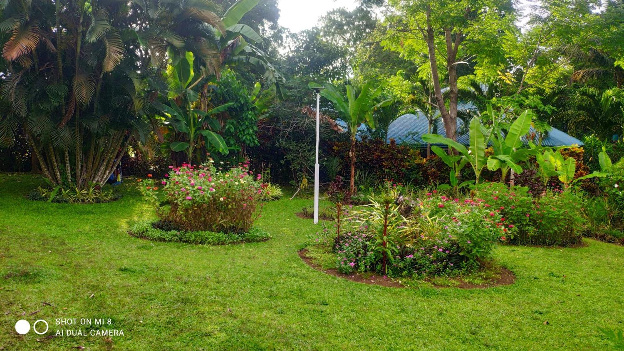 Sun House Rental Mambajao Bagian luar foto