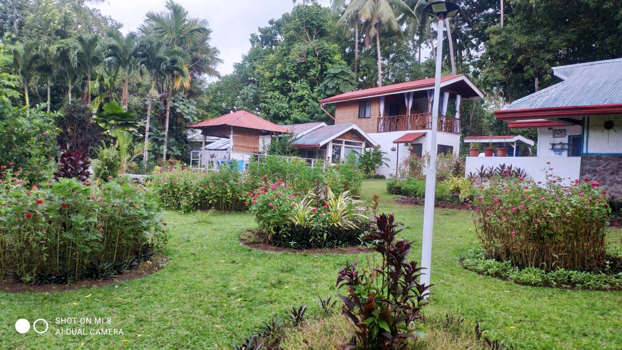 Sun House Rental Mambajao Bagian luar foto