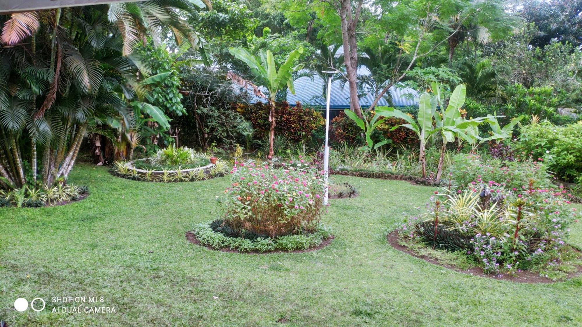 Sun House Rental Mambajao Bagian luar foto