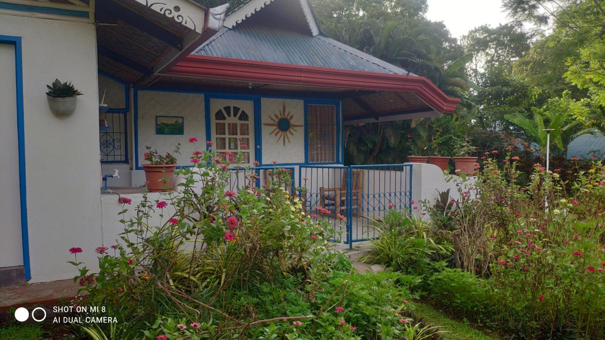 Sun House Rental Mambajao Bagian luar foto