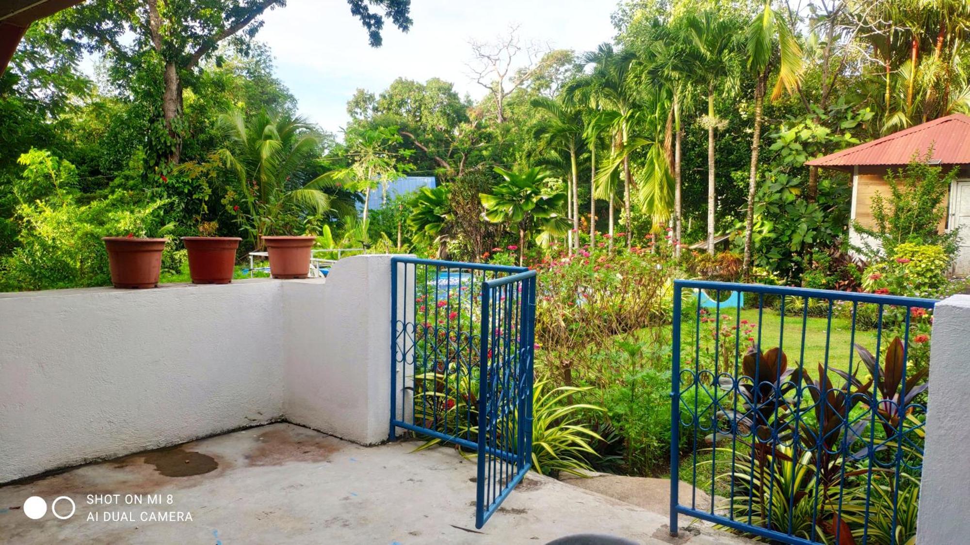 Sun House Rental Mambajao Bagian luar foto