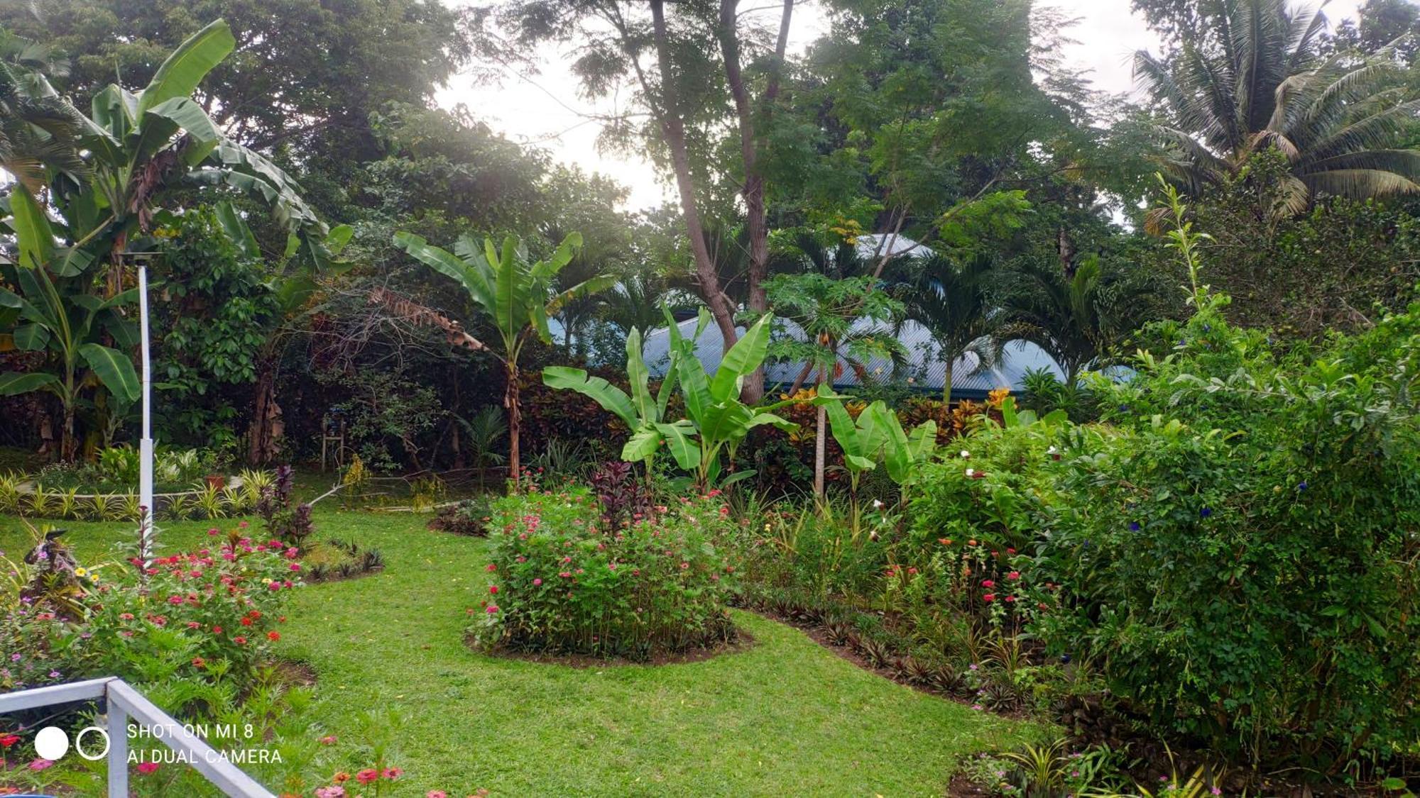 Sun House Rental Mambajao Bagian luar foto