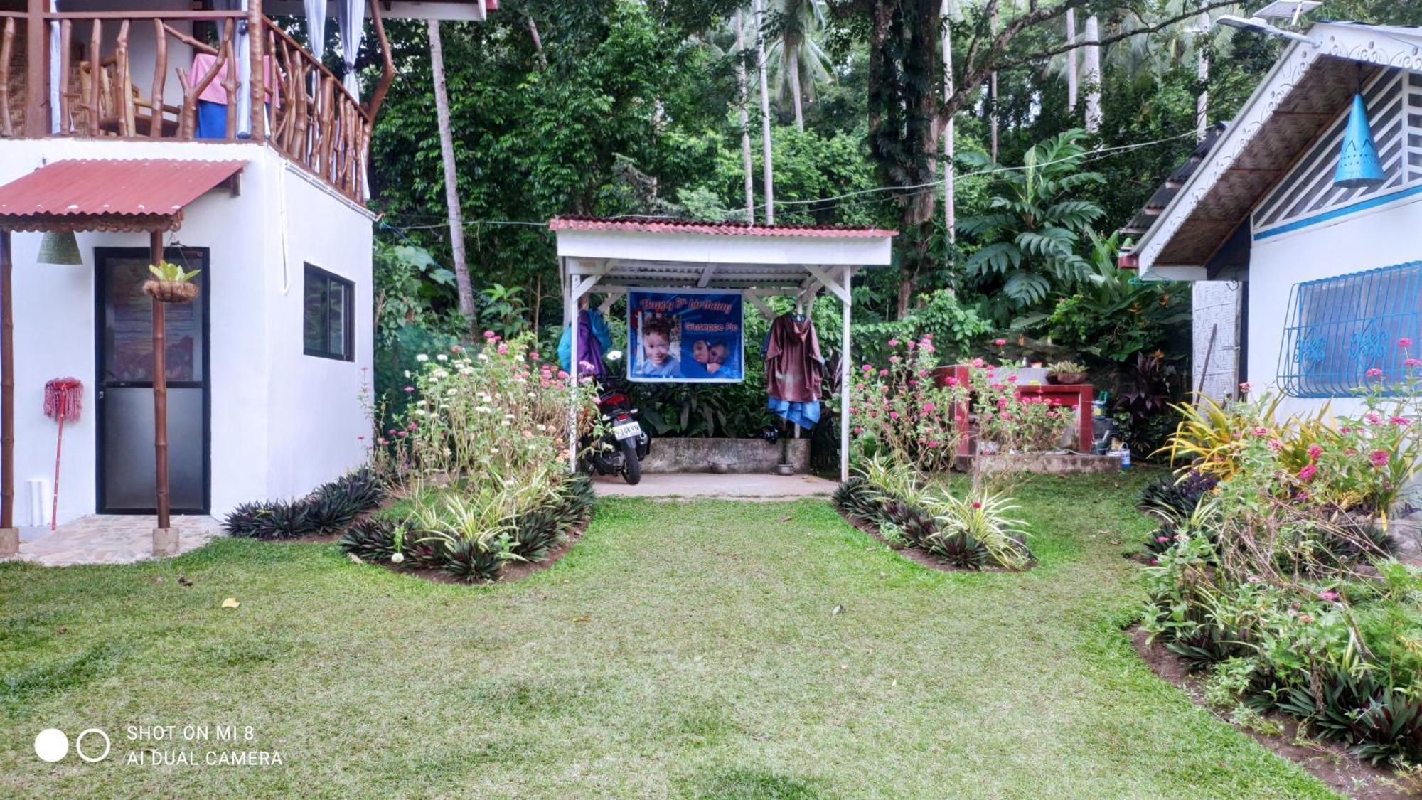 Sun House Rental Mambajao Bagian luar foto