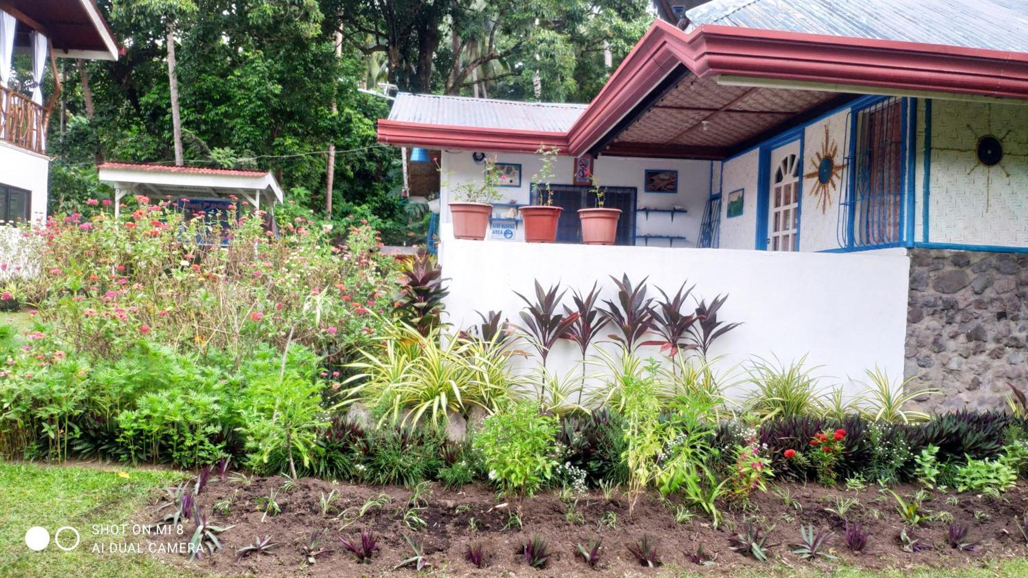 Sun House Rental Mambajao Bagian luar foto